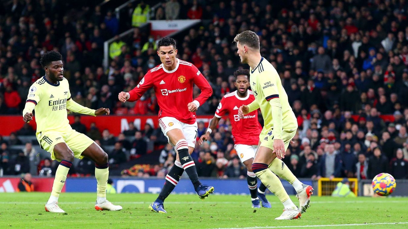 TRỰC TIẾP Man Utd 2-2 Arsenal: Bàn thắng liên tiếp - Bóng Đá