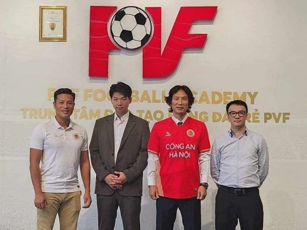 Mức lương của tân HLV CAHN - Bóng Đá