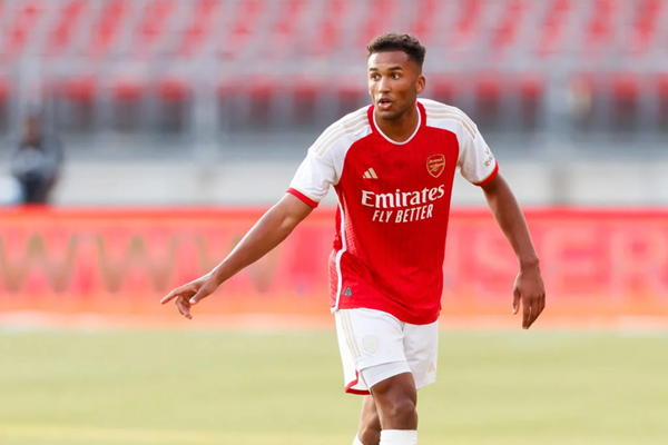 Arsenal bán Auston Trusty - Bóng Đá