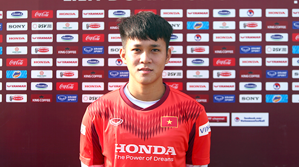 Lê Minh Bình tỏa sáng - Bóng Đá
