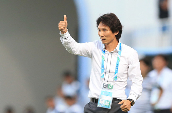 HLV Gong phát biểu - Bóng Đá
