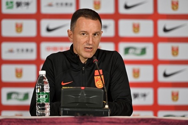 HLV Trung Quốc phát biểu - Bóng Đá