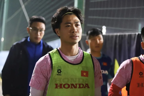 VFF nói về Công Phượng - Bóng Đá