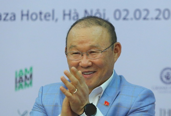 Lãnh đạo Hàn Quốc kêu gọi chiêu mộ HLV Park Hang-seo - Bóng Đá