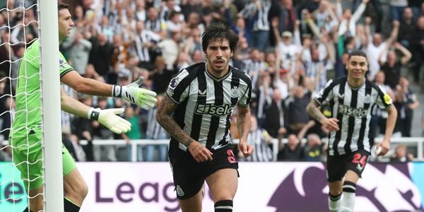 Agbonlahor khuyên Newcastle loại bỏ Tonali - Bóng Đá