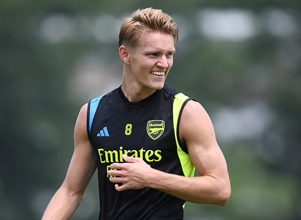 Odegaard nói về tiền mùa giải - Bóng Đá