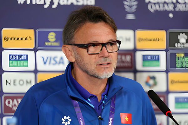 Báo Hàn nói về HLV Troussier - Bóng Đá