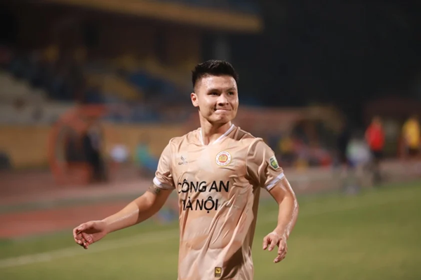 Diễn biến vụ Quang Hải - Bóng Đá