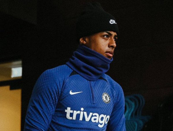 City chi 50 triệu cho Olise - Bóng Đá