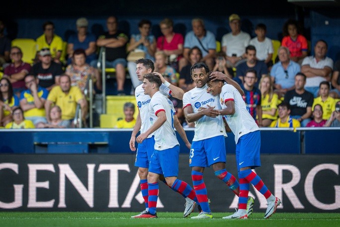 Giá sao trẻ Barcelona tăng vọt chỉ sau 1 trận đấu - Bóng Đá