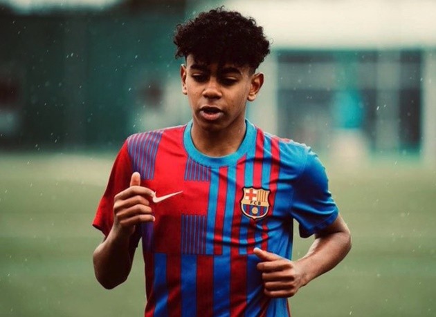 Xavi planning to call up 15-year-old Barcelona wonderkid for Copa del Rey game - Bóng Đá