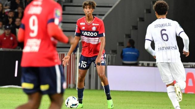 PSG có thể hối hận vì không chốt mục tiêu của M.U sớm hơn - Bóng Đá