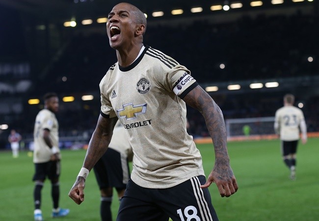 'Xử đẹp' Burnley, đây là '1001 cảm xúc' của dàn sao Man Utd - Bóng Đá