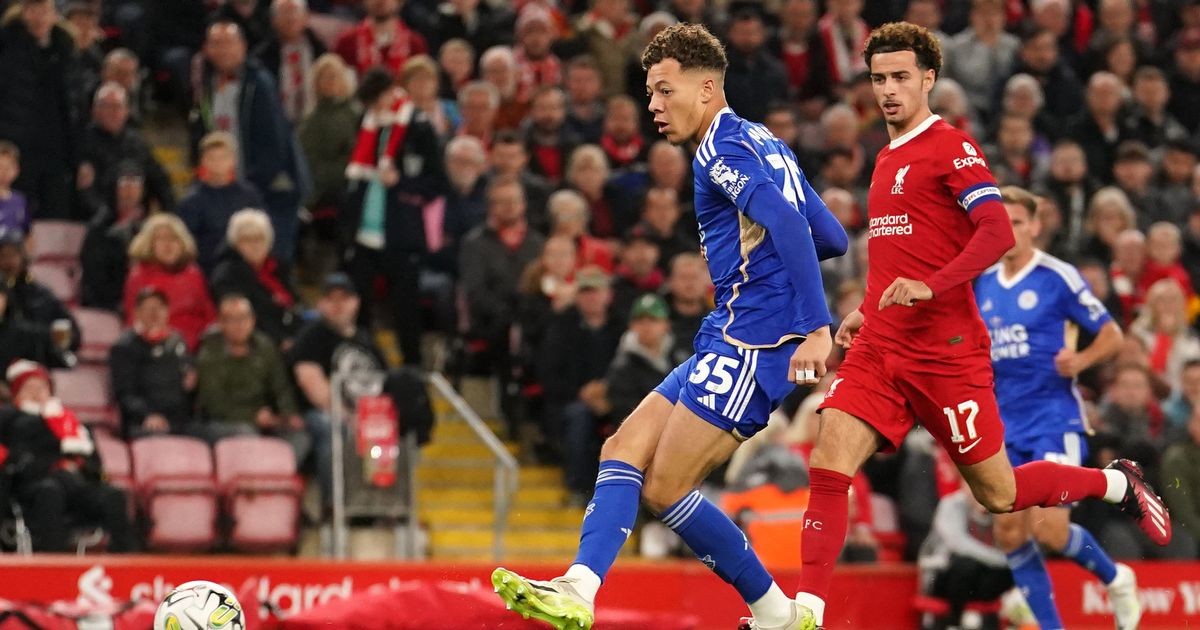 Liverpool xuất sắc ngược dòng hạ Leicester City - Bóng Đá