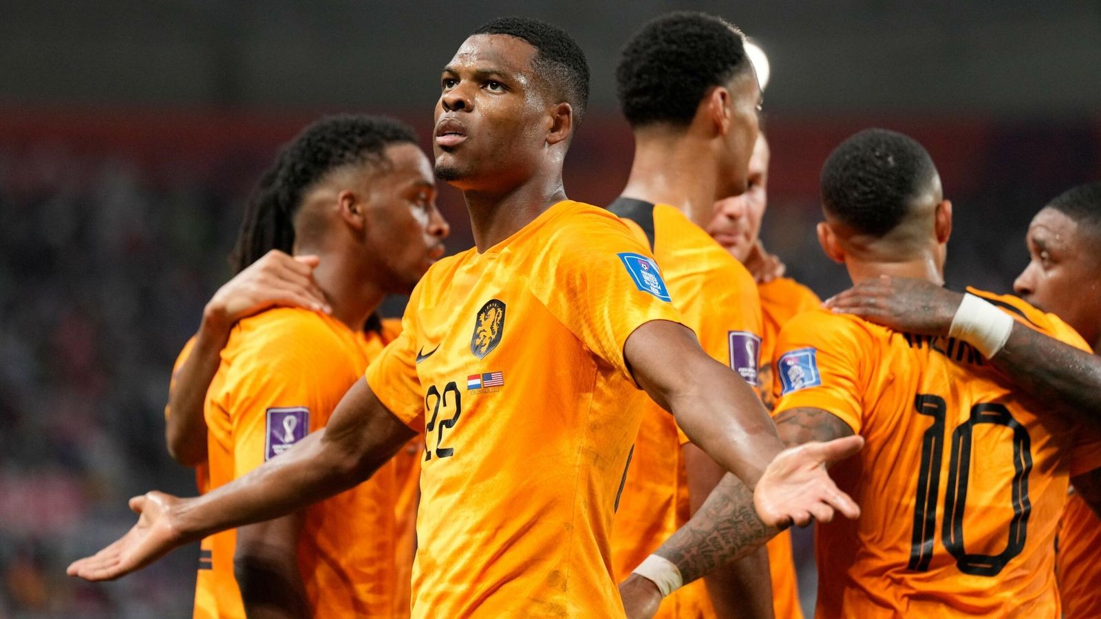 5 điểm nhấn Hà Lan 3-1 Mỹ: Van Gaal cao tay; Cặp wingbacks đáng gờm - Bóng Đá