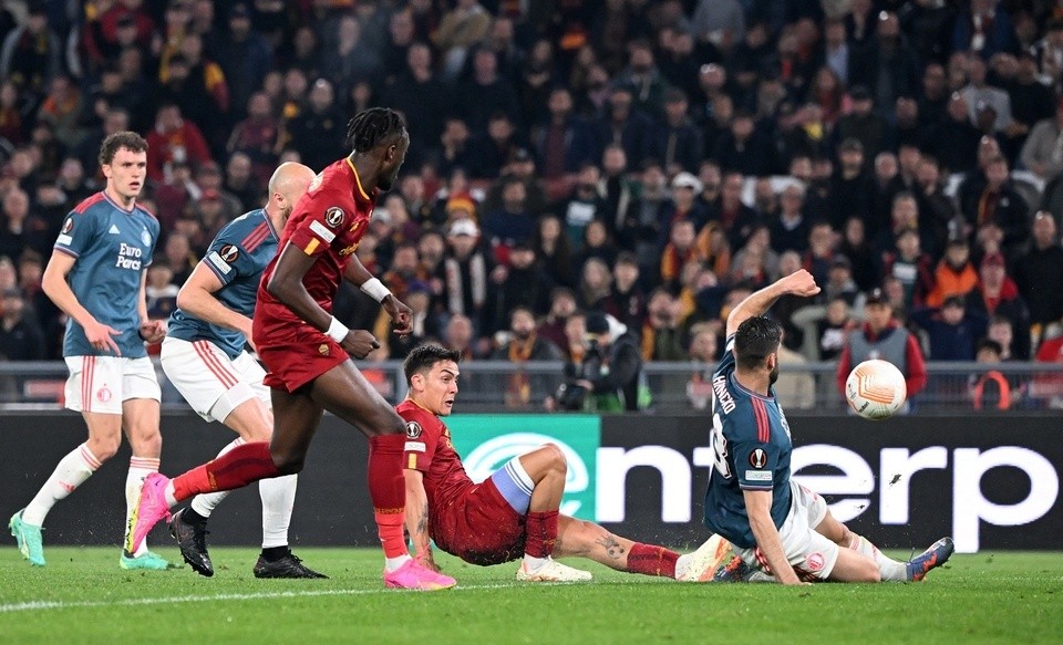 HLV Mourinho có cơ hội tạo nên kỳ tích với Roma - Bóng Đá