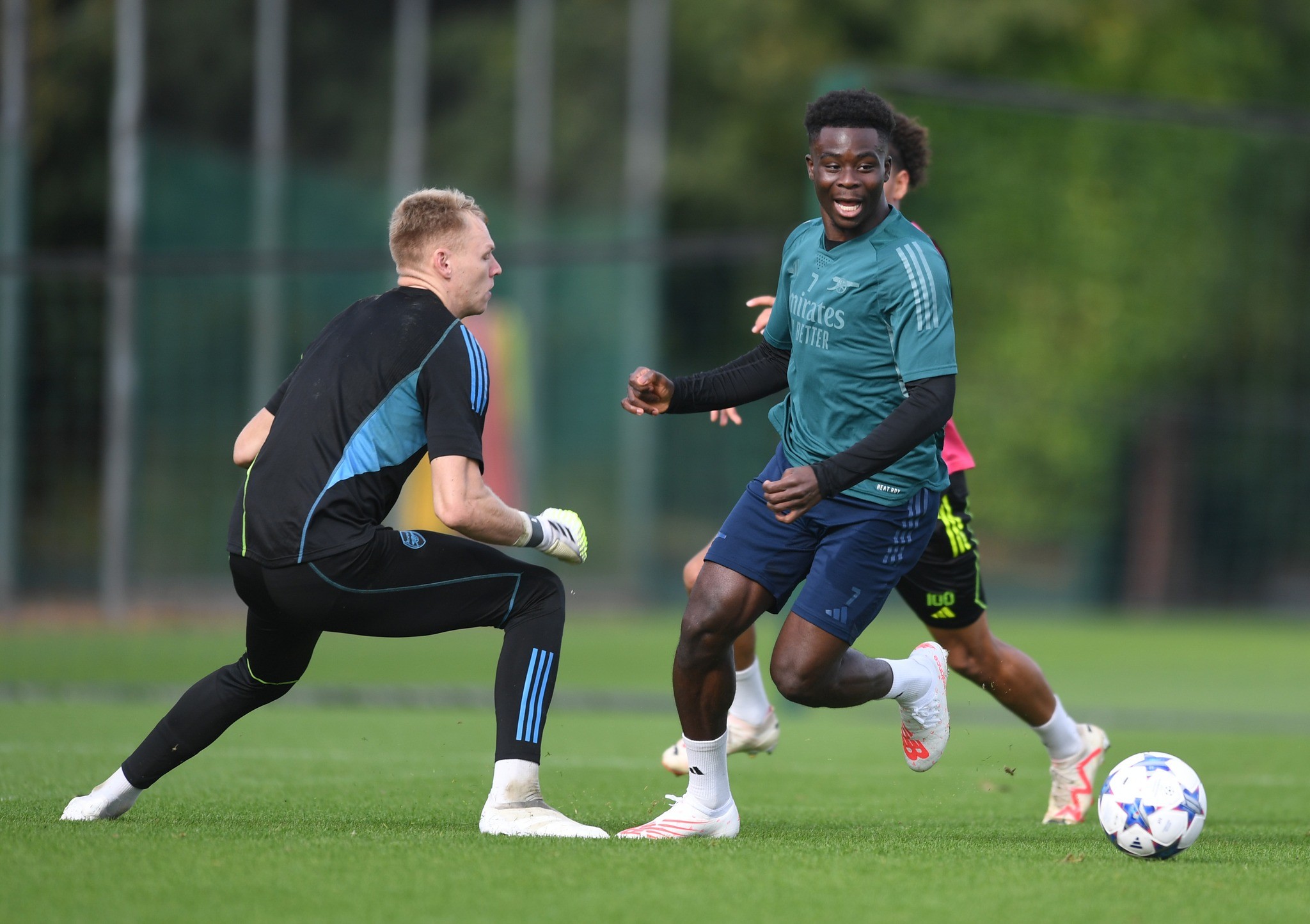 Thái độ dàn sao Arsenal trên sân tập sau trận hòa hú vía Chelsea - Bóng Đá