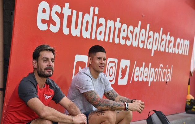 Man utd to let rojo leave with bargain price - Bóng Đá