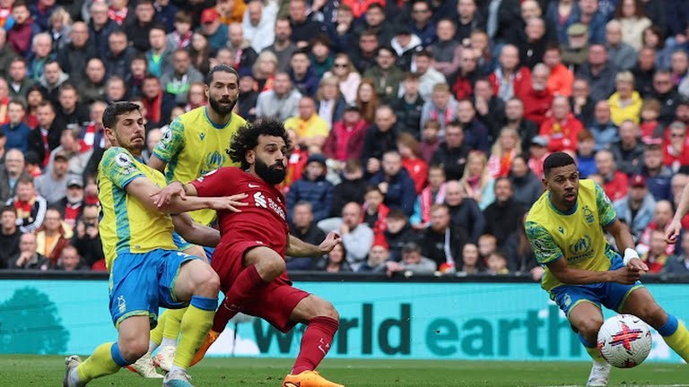 Liverpool gây sức ép lên top 4 trong trận cầu có 5 bàn - Bóng Đá