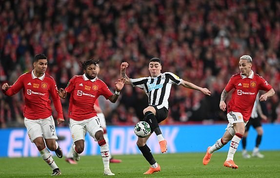 TRỰC TIẾP M.U 2-0 Newcastle (H2): Quỷ đỏ kiểm soát thế trận - Bóng Đá