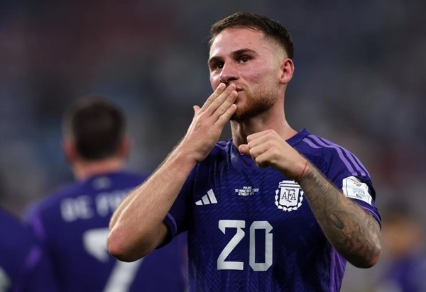 Cựu sao tuyển Anh bị chỉ trích vì phạm lỗi với Casemiro - Bóng Đá