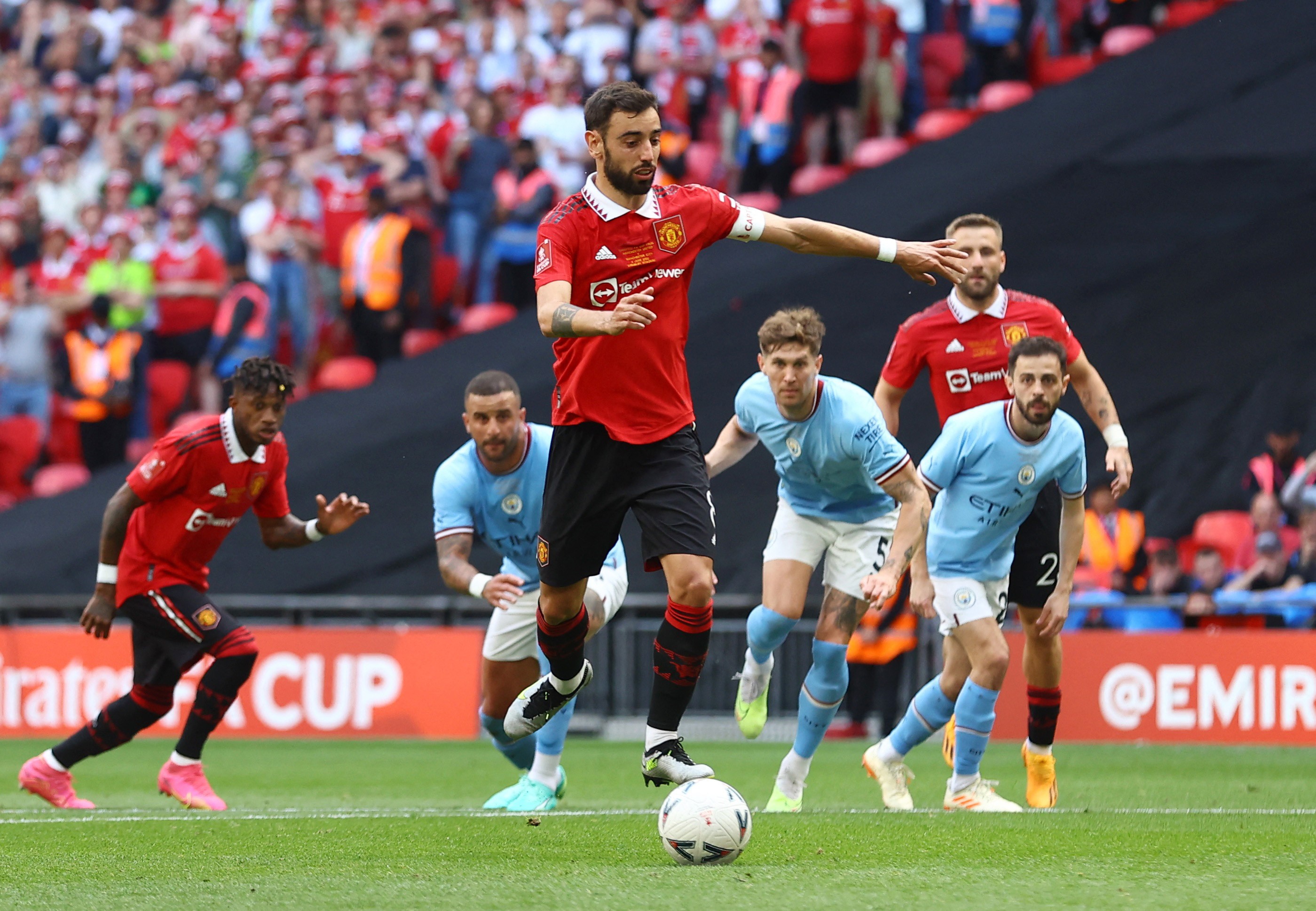 Man Utd thất thần với điều không tưởng tại Wembley - Bóng Đá