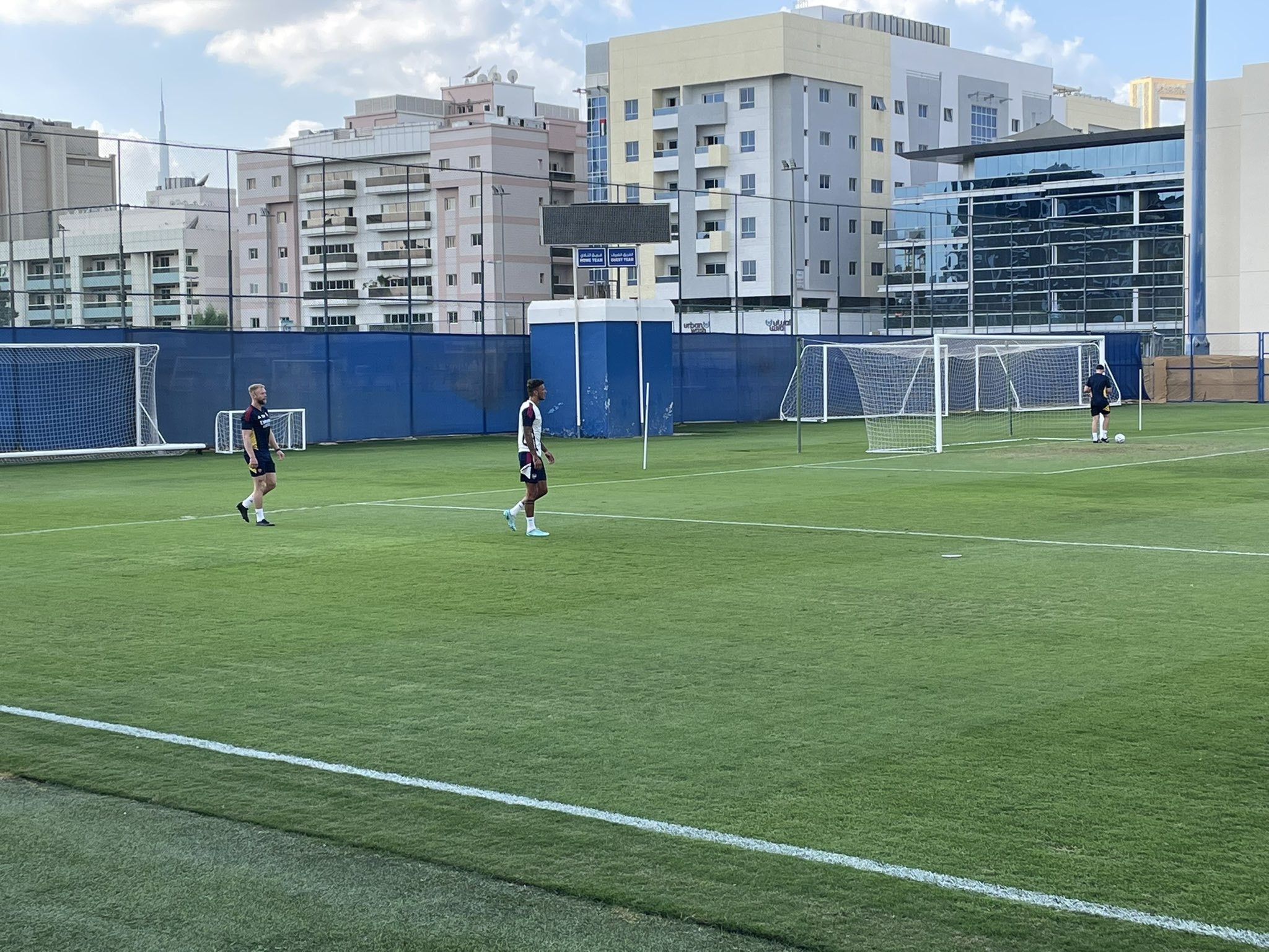 Ben White returns to Arsenal training after abrupt World Cup departure - Bóng Đá