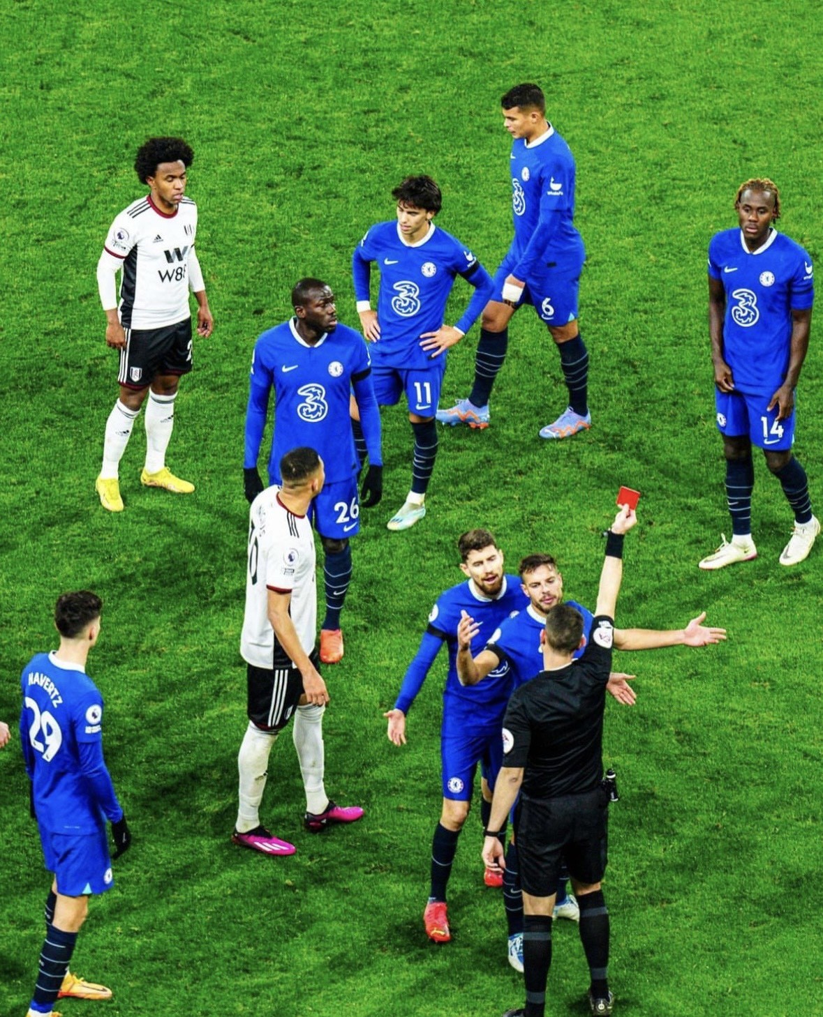 Felix red card - Bóng Đá