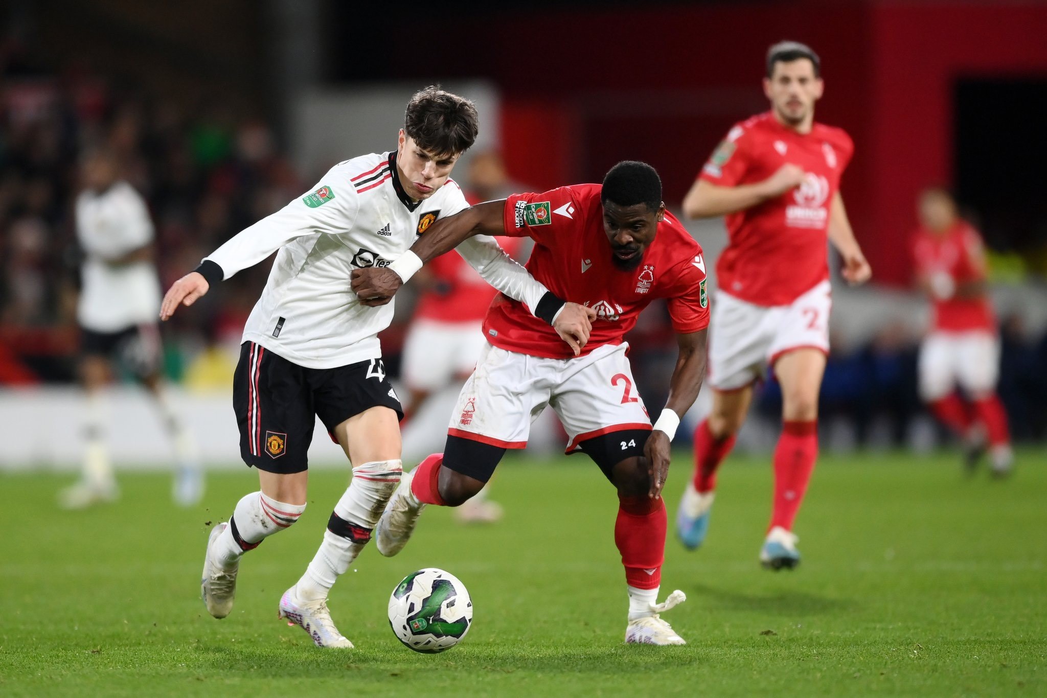Nottingham vs Man Utd - Ảnh review trận xb trong khung 4h50-5h20 - Bóng Đá