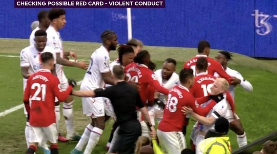 Ảnh sau trận Man Utd - Bóng Đá