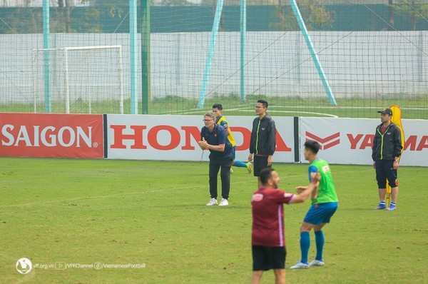 Tham vọng táo bạo, HLV Troussier không nói suông - Bóng Đá