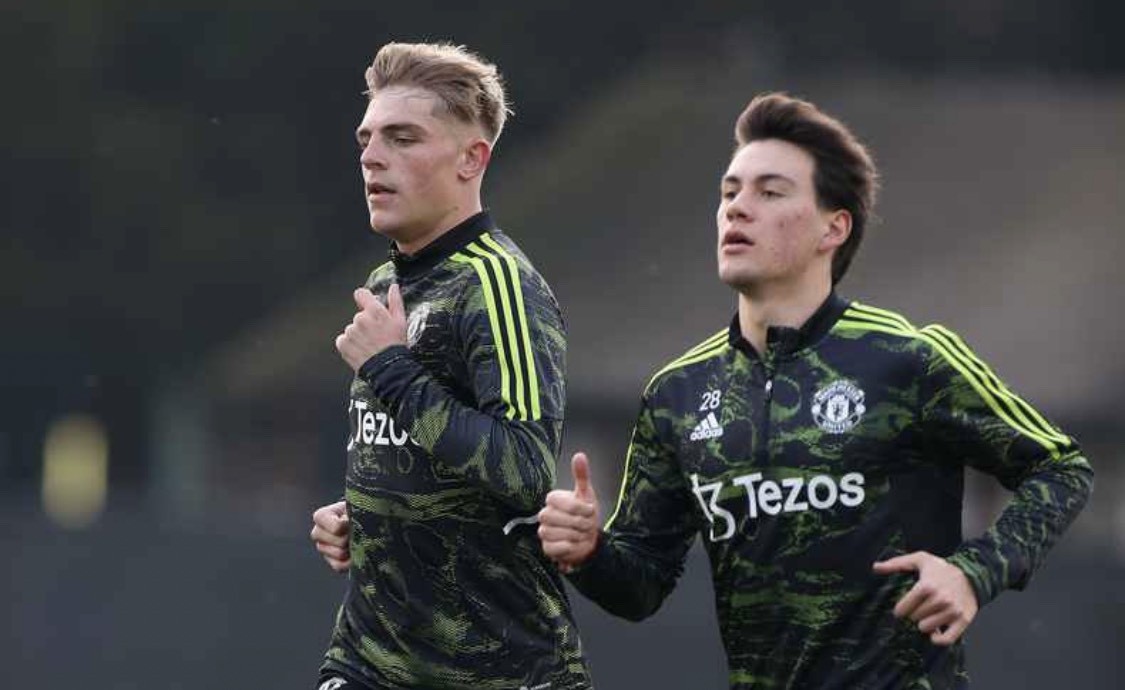 Buổi tập của Man Utd trước bán kết FA Cup - Bóng Đá
