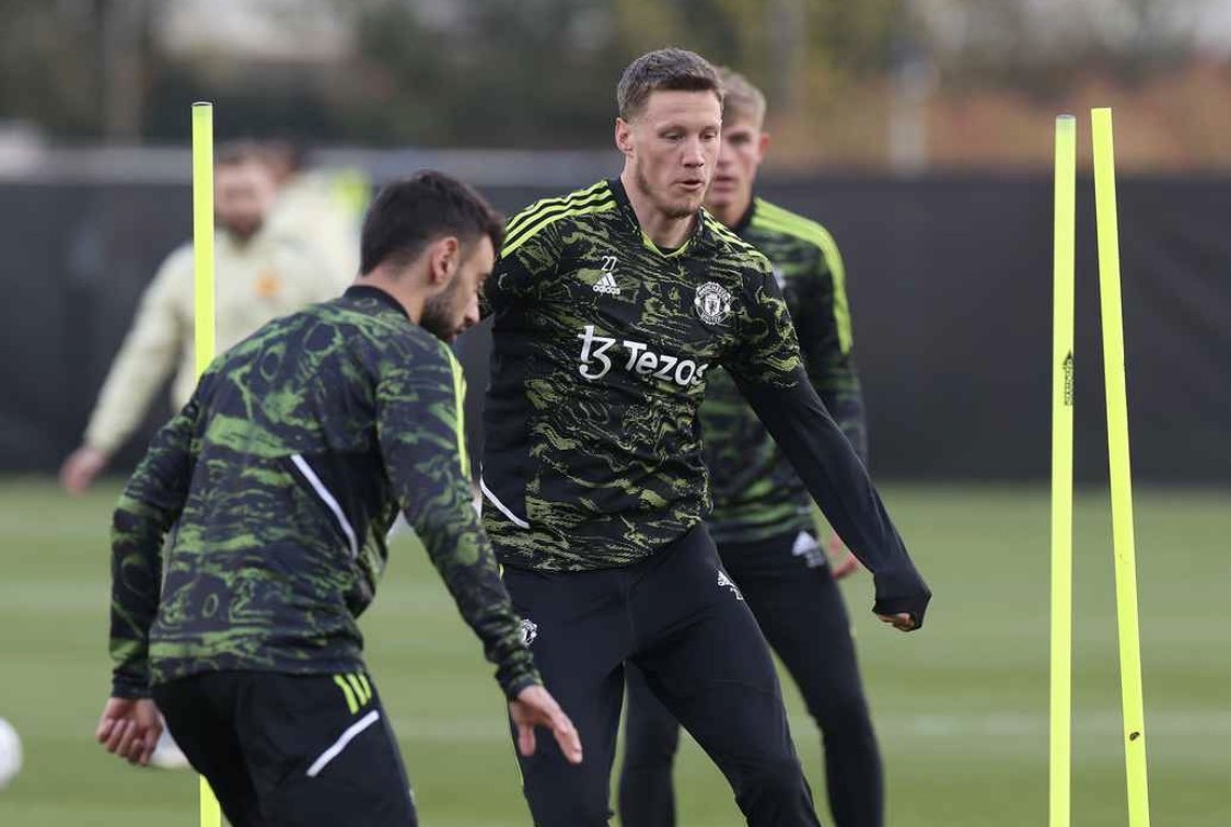 Buổi tập của Man Utd trước bán kết FA Cup - Bóng Đá