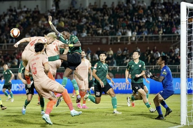 Ngựa ô thật sự của V-League lộ diện - Bóng Đá