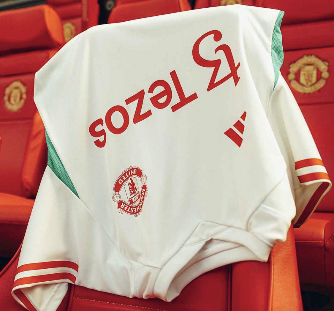 Man Utd công bố áo tập mới mùa 2023/24 - Bóng Đá