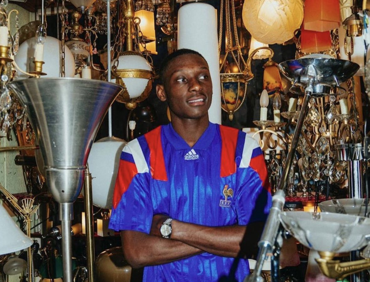 Romano on Muani - Bóng Đá