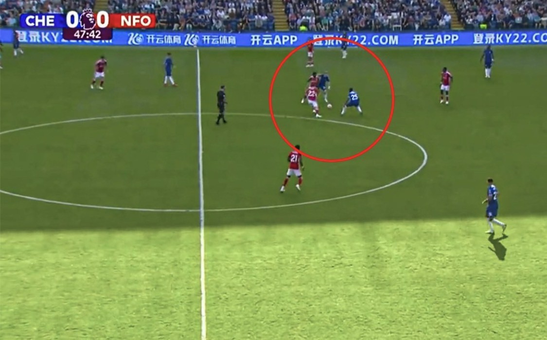 Chelsea dính cú lừa Moises Caicedo - Bóng Đá