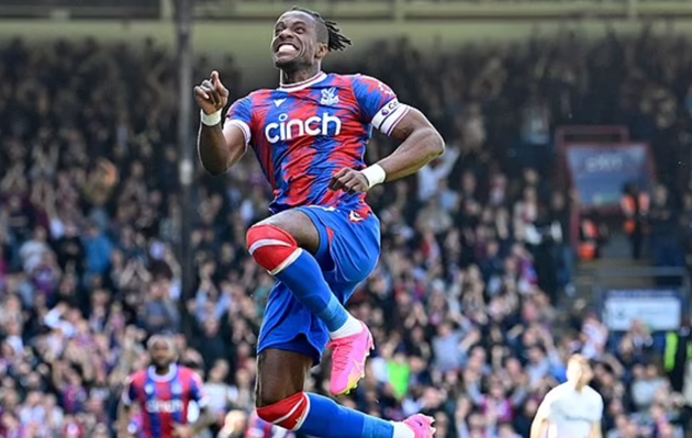 Atletico Madrid enquire for Wilfried Zaha as he weighs up a £200,000-per-week contract offer - Bóng Đá