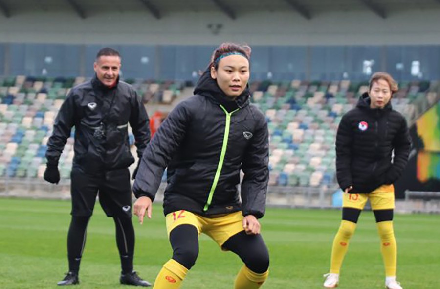 Tuyển nữ Việt Nam gặp khó trước trận đấu New Zealand - Bóng Đá