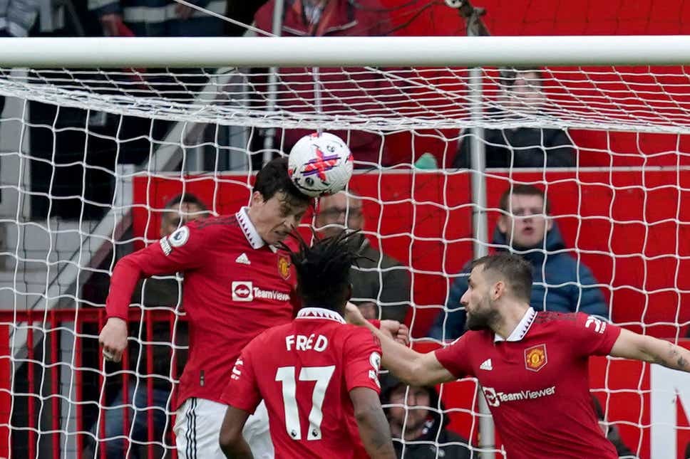 Victor Lindelof stats show United have nothing to fear amid defensive injury woes - Bóng Đá