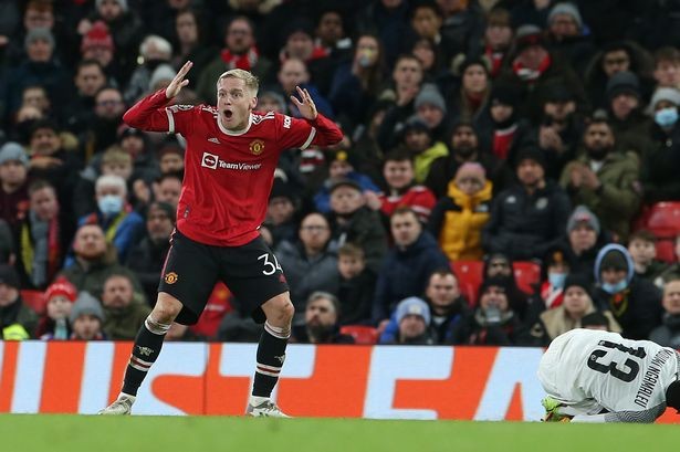 Van de Beek - “OLE WAS RIGHT” MANCHESTER UNITED FANS SLAM OUTCAST AFTER YOUNG BOYS SHOWING - Bóng Đá