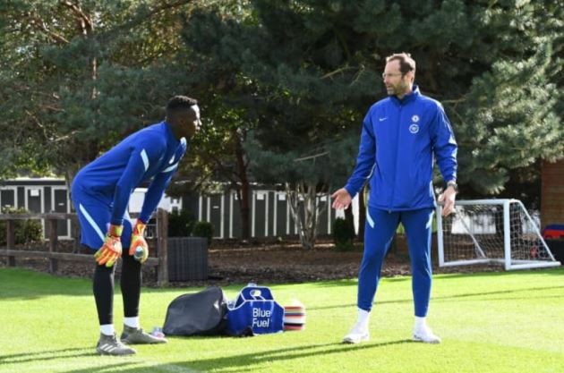 Thất thủ trước Brighton, Ten Hag bắn thông điệp cho Martial - Bóng Đá