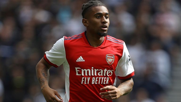 CHÍNH THỨC: Arsenal đẩy 3 cái tên ra đi cùng lúc - Bóng Đá