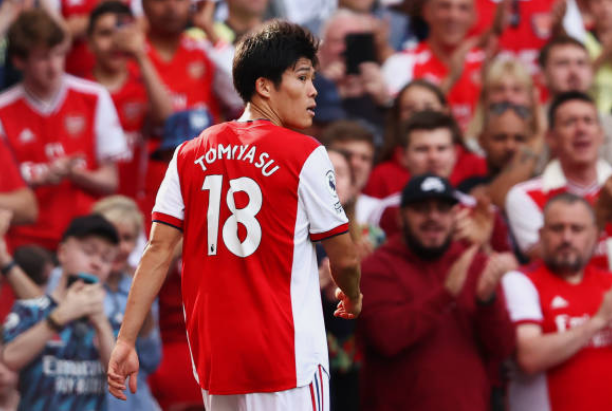 Tomiyasu nói lời ruột gan sau màn debut ở Arsenal - Bóng Đá