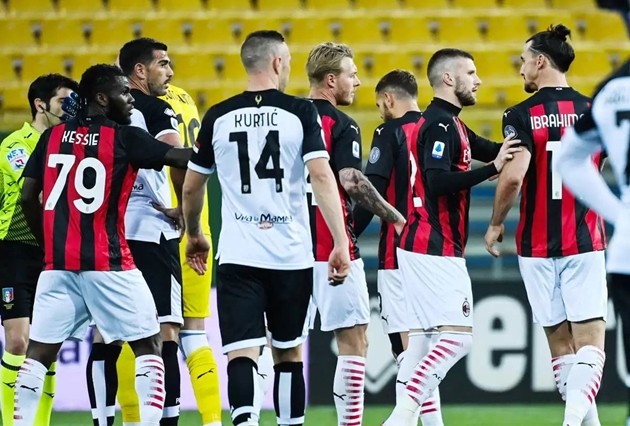 Ibra vắng mặt trong buổi tập của AC Milan - Bóng Đá