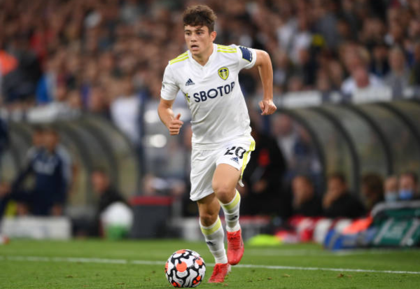 CĐV Leeds nói gì về màn debut của cựu sao Man Utd? - Bóng Đá