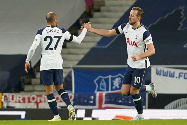 Keane biếu Kane 2 bàn thắnga - Bóng Đá