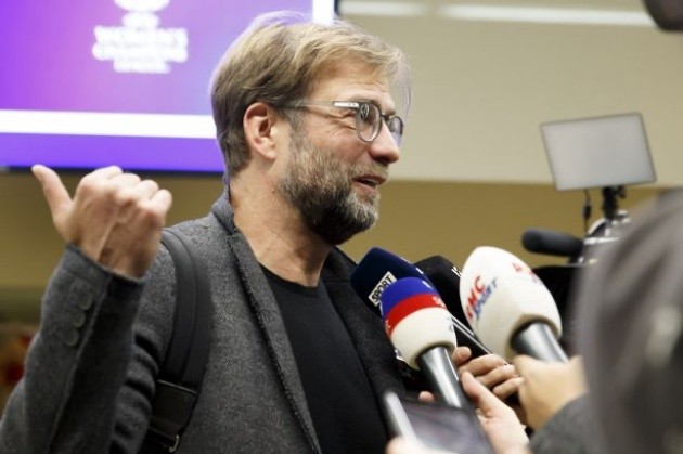 Jurgen Klopp and Pep Guardiola take scheduling fight to UEFA at coaches' summit in Switzerland just a day after dugouts at Anfield - Bóng Đá