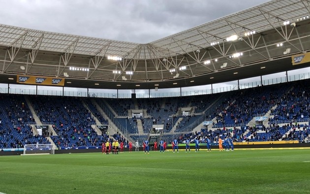Bundesliga rung chuyển! Bayern Munich chấm dứt chuỗi 22 trận bất bại - Bóng Đá