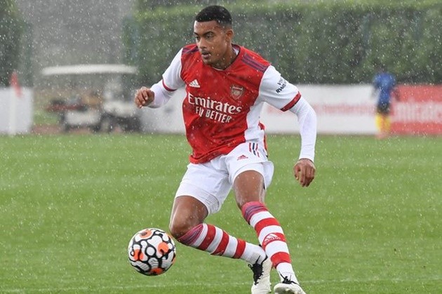 Medical today as Portsmouth agree to sign Arsenal sensation Azeez - Bóng Đá